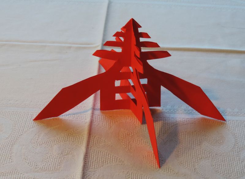 Spring 3-D,paper-cut